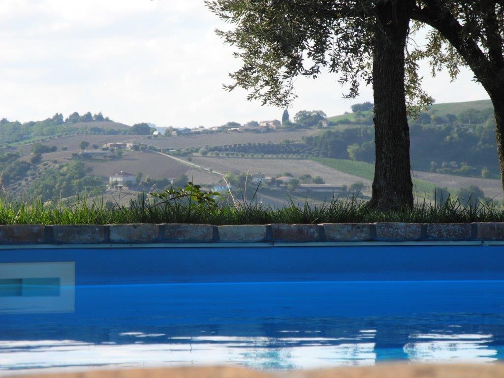 Agriturismo Eschito Hotel Montottone Buitenkant foto